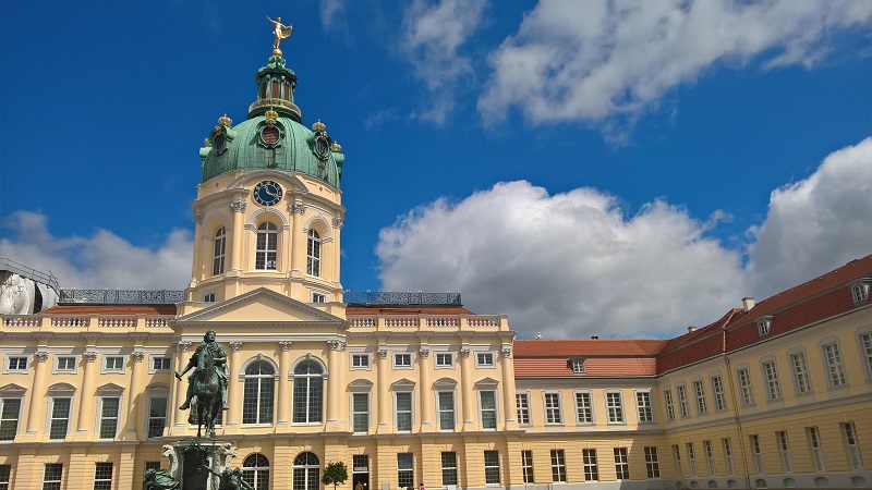 Berliński Express - dzień edukacji narodowej trzydniowa