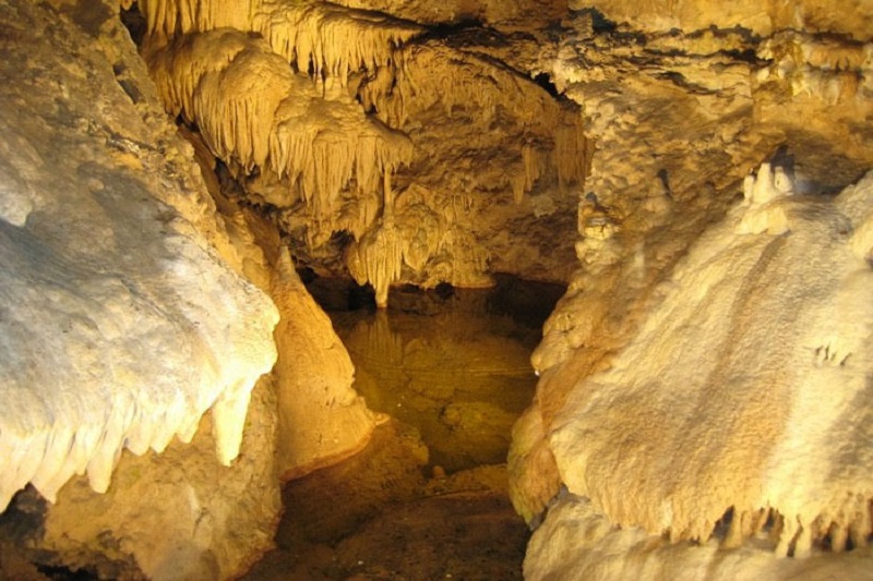 Jaskinie, baseny i zamki Słowacji - wycieczka klasowa zagraniczna